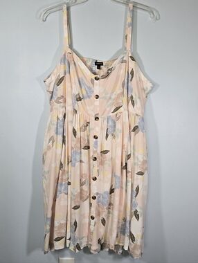 Torrid Floral Sundress Size 4/4X Light Pink Lightweight Summer Dress